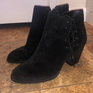 Jessica Simpson ‘Yesha’ Ankle Booties